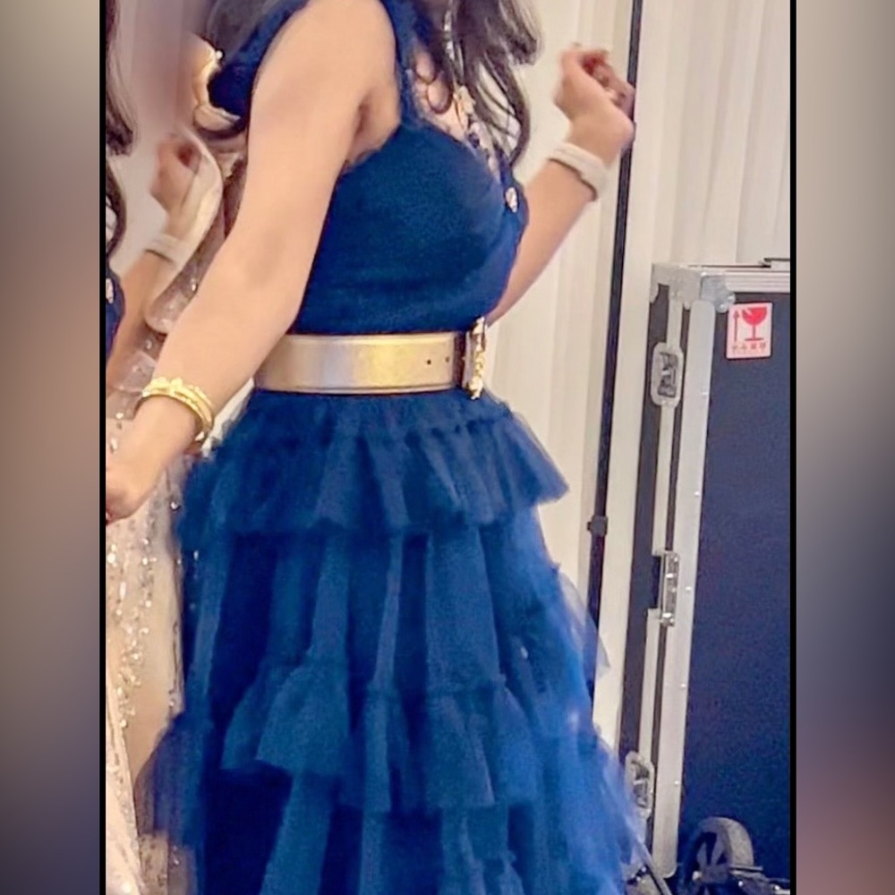 Elegant Navy Blue Evening Gown ruffles by BCBG SIZE 4 - Picture 6 of 6